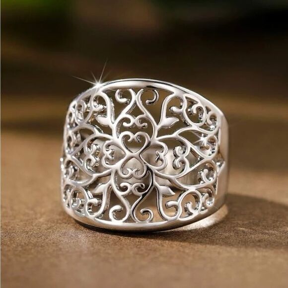 5 for $25 Silver Color DECOR Ring - Picture 1 of 6